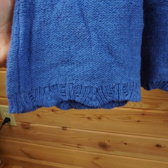 Loft Blue Knit‎ Scalloped Hem Sweater Size Medium - Picture 6 of 7